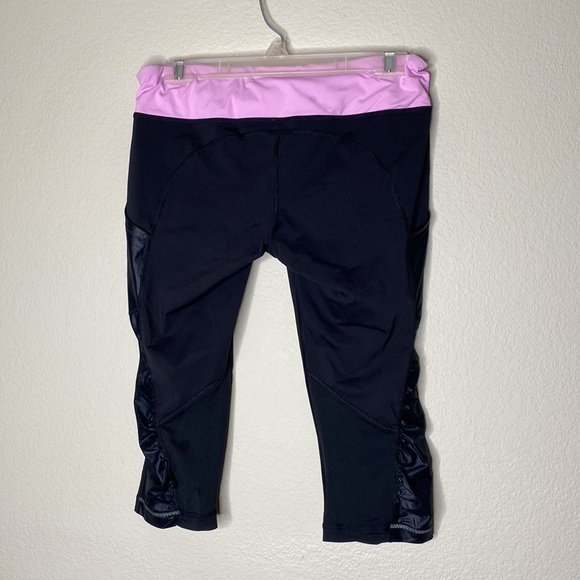 Lululemon crop pocket pants womens 10 ten work out - Picture 3 of 5